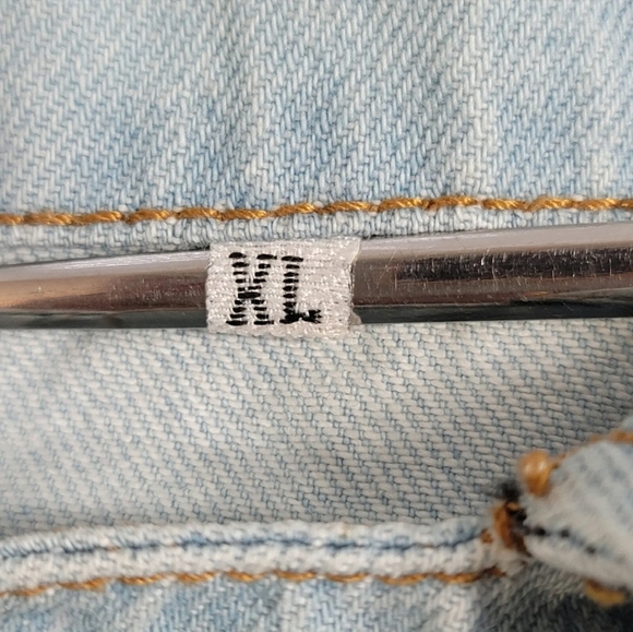 Womens Light Wash Peplum Destructed Hem Detail Jacket Stylish Windbreak size XL - Picture 11 of 16